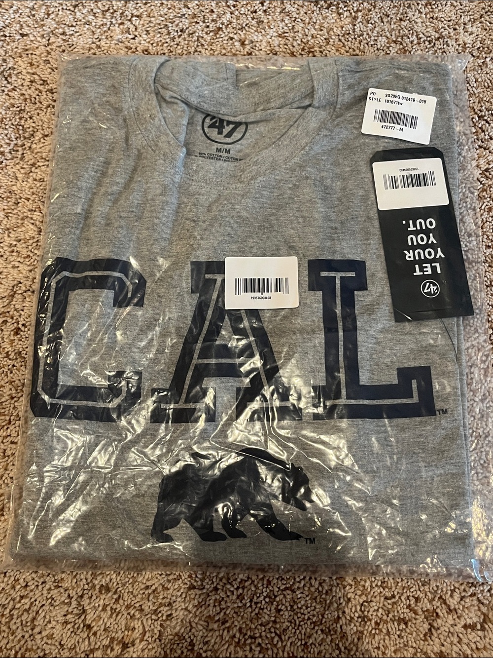 47 Brand Gray CAL Graphic Crew Neck Tee with Navy Print